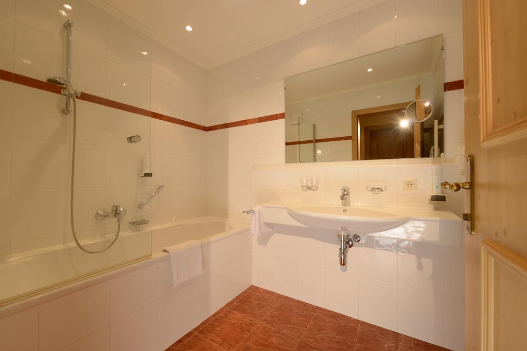 Hotel Neue Post Solden Phòng bức ảnh